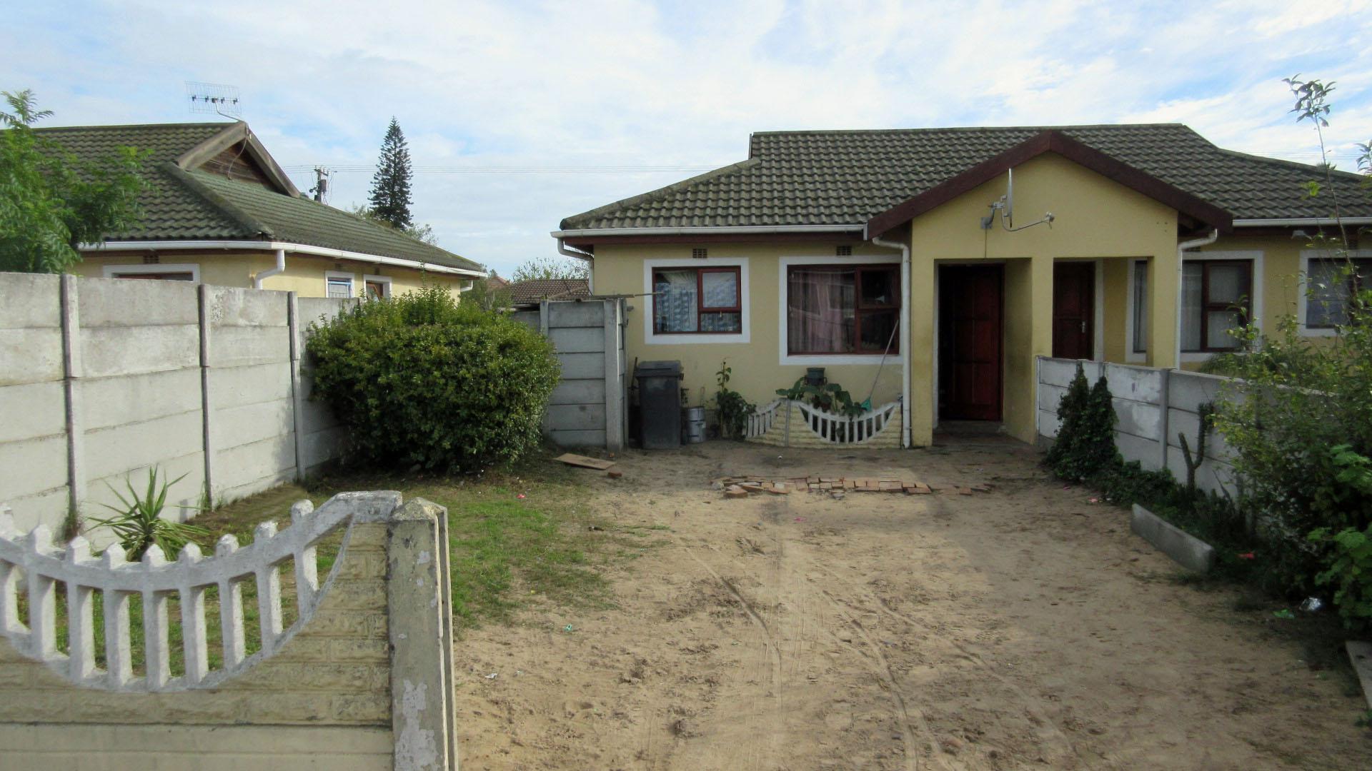 Front View of property in Kraaifontein