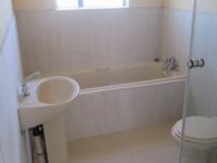 Bathroom 1 - 5 square meters of property in Sharon Park