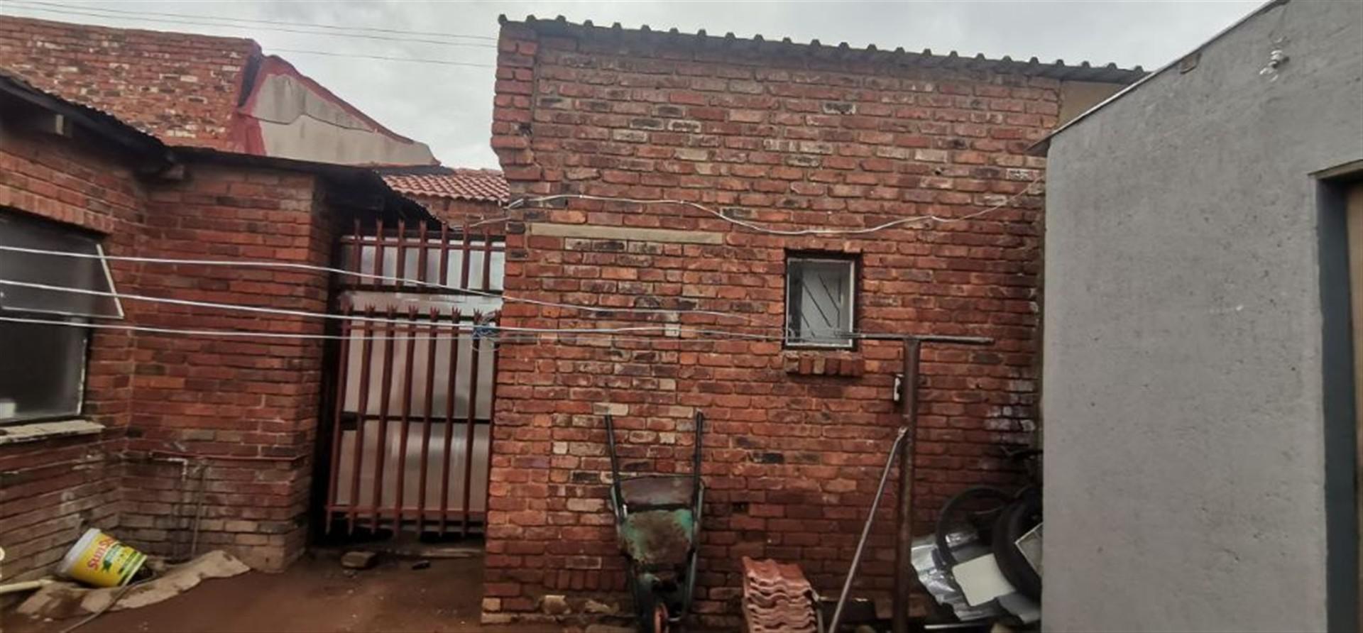 Front View of property in Mabopane