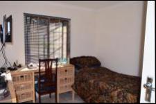 Bed Room 1 - 12 square meters of property in Hibberdene