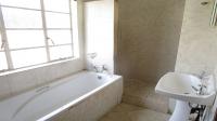 Bathroom 1 - 8 square meters of property in HOMELAKE