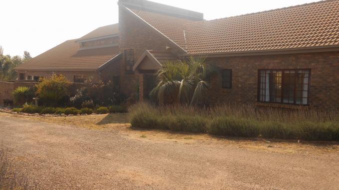 4 Bedroom House for Sale For Sale in Raslouw - Private Sale - MR162680