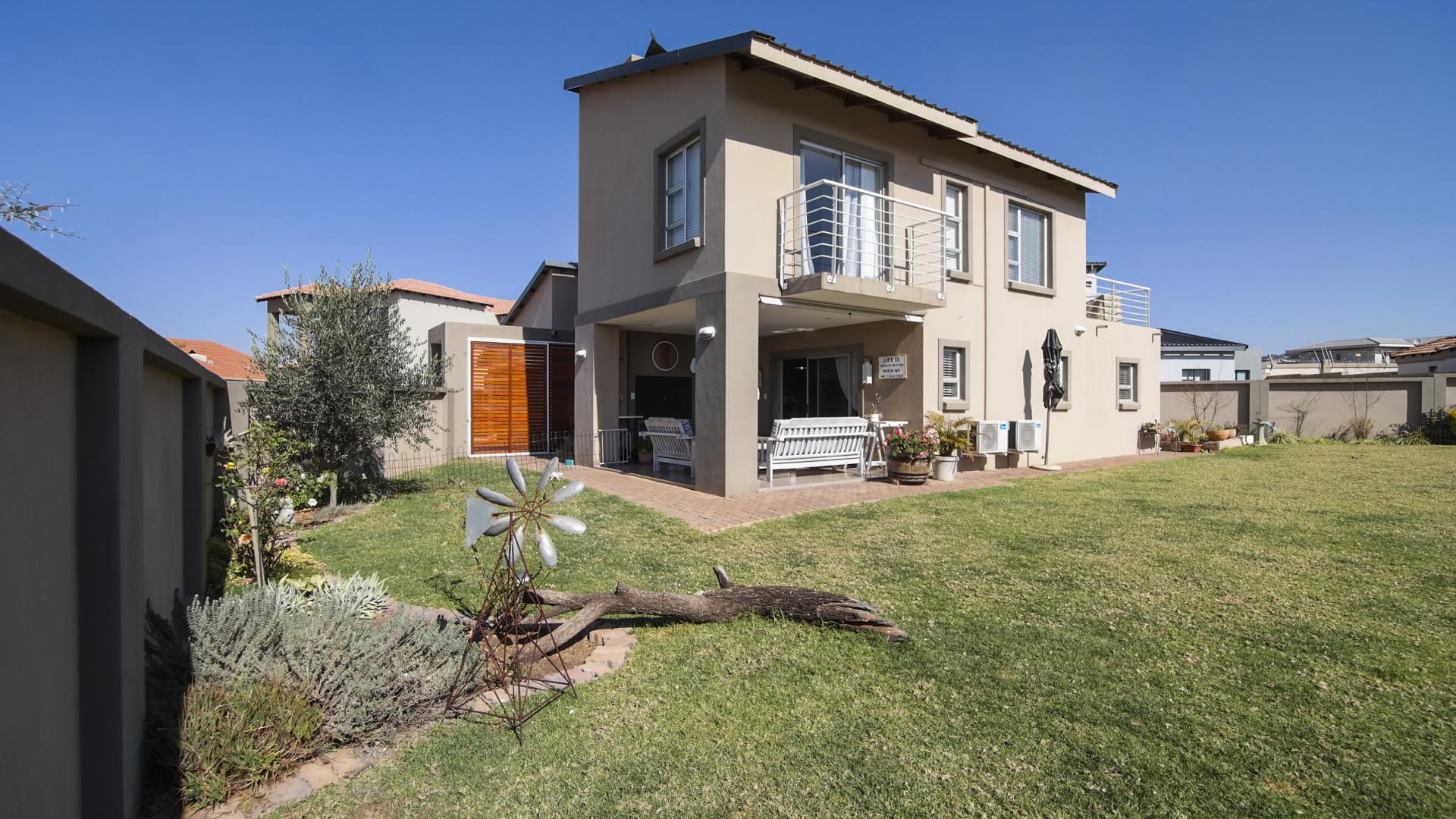 MyRoof 3 Bedroom House for Sale For Sale in Newmark Estate Private Sale MR162692