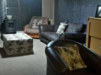 Lounges - 56 square meters of property in Secunda