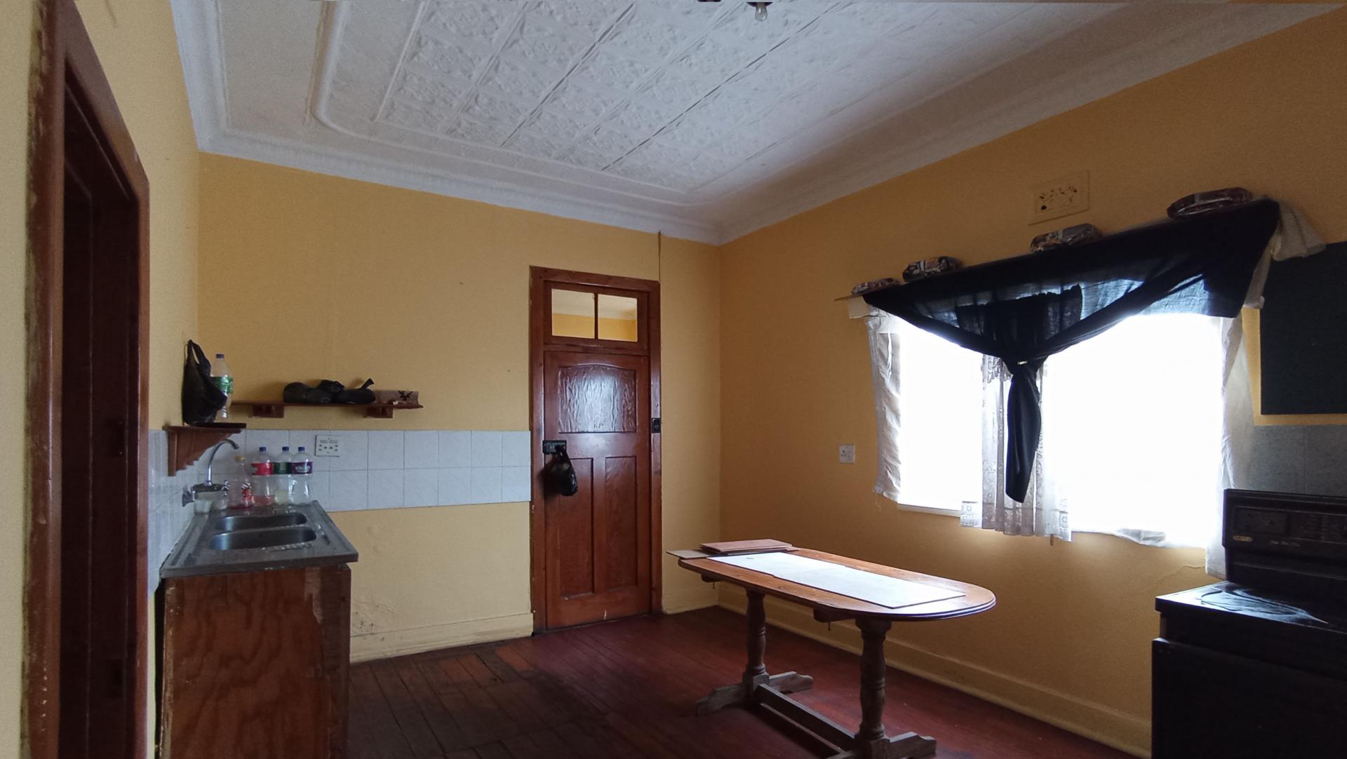 Kitchen - 38 square meters of property in Brixton