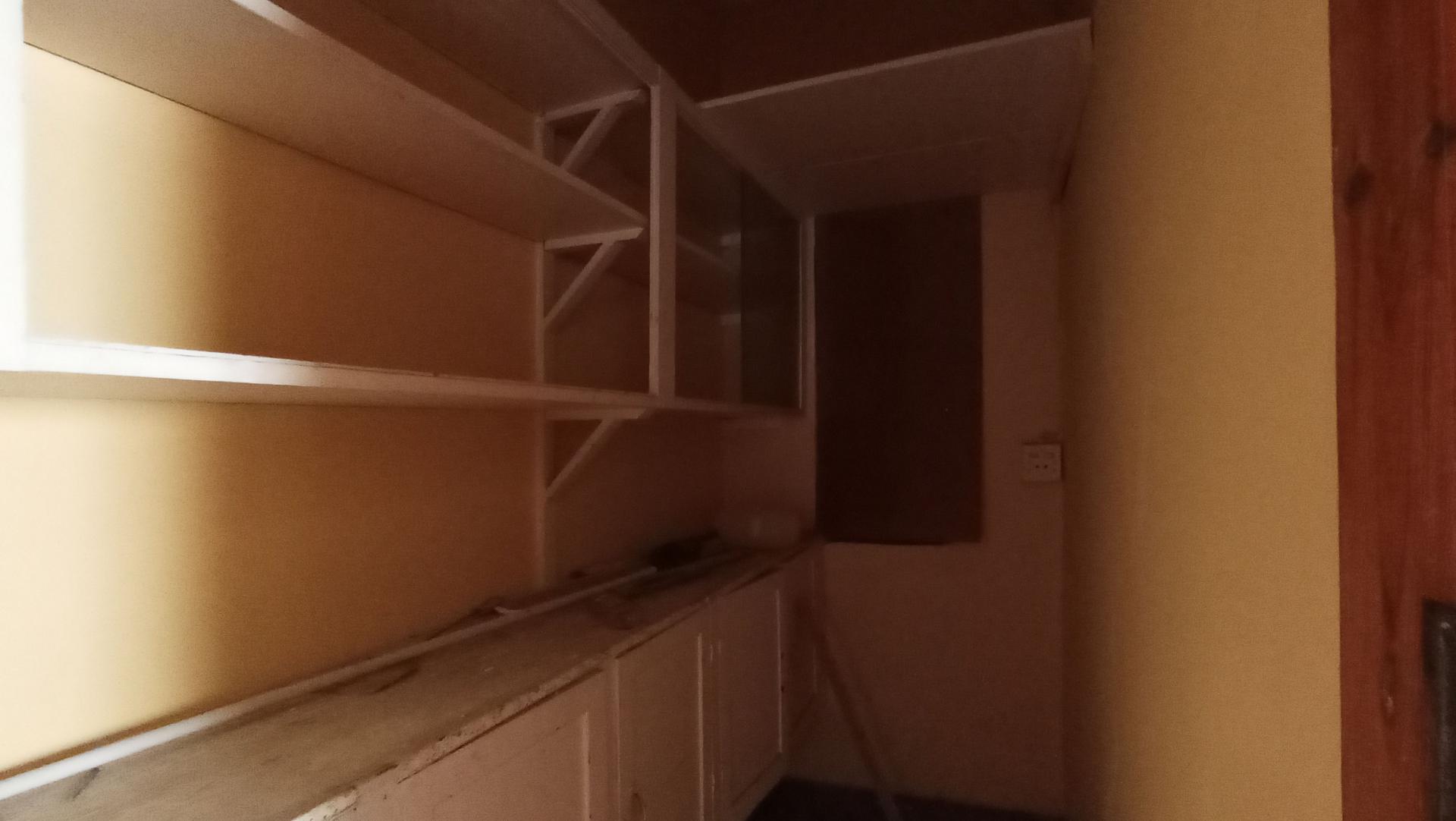 Kitchen - 38 square meters of property in Brixton