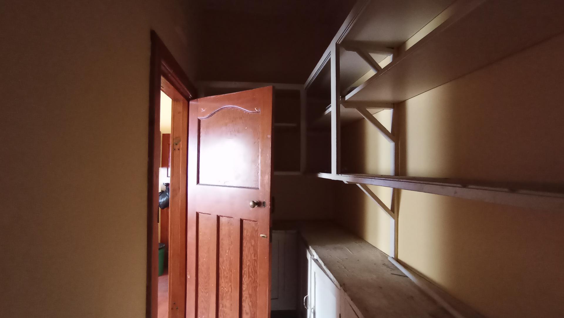 Kitchen - 38 square meters of property in Brixton