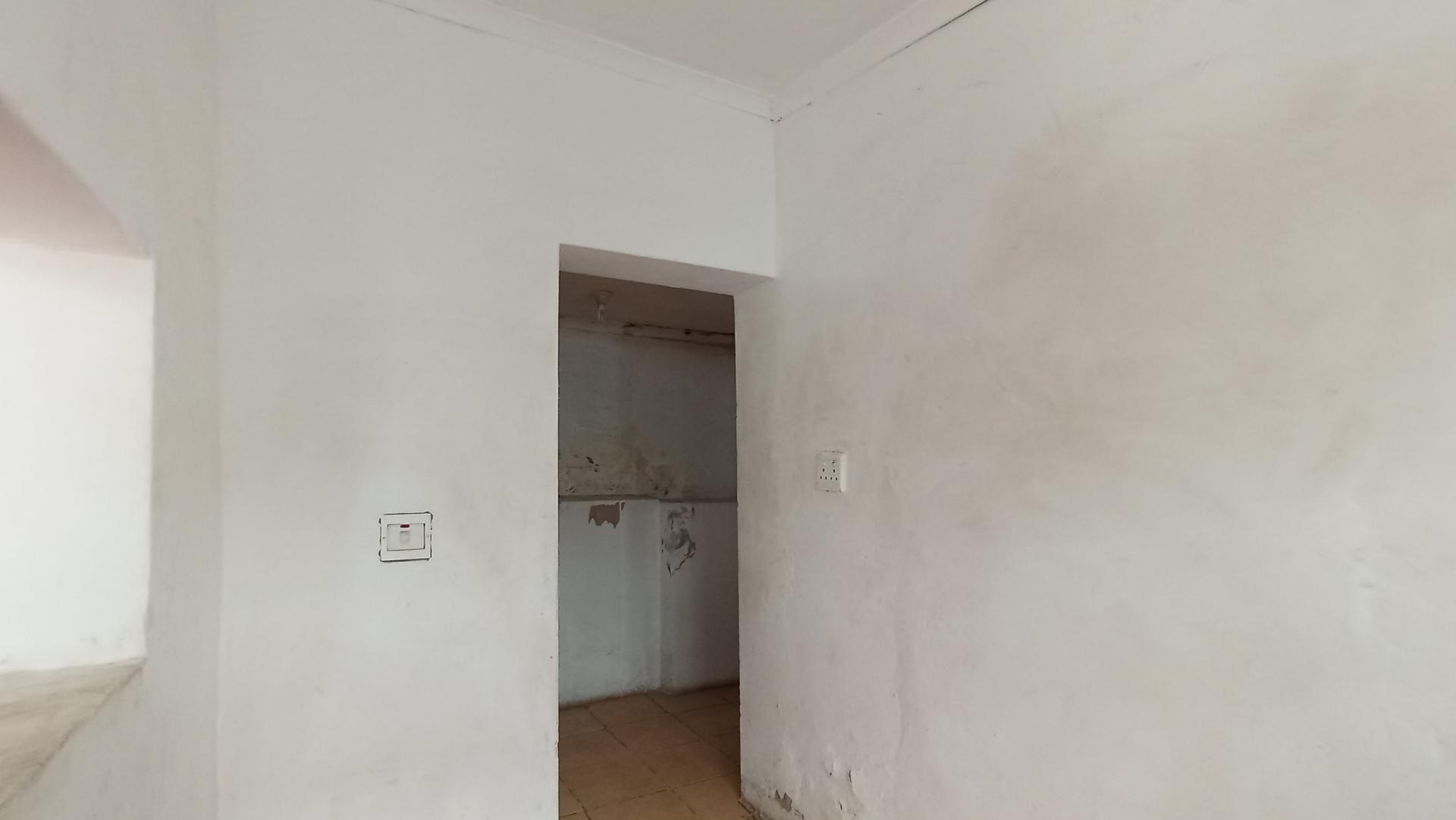 Kitchen - 38 square meters of property in Brixton