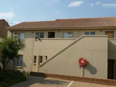 2 Bedroom Apartment for Sale For Sale in Silver Lakes Golf Estate - Private Sale - MR16282