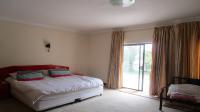 Main Bedroom - 48 square meters of property in Summerset