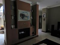TV Room - 32 square meters of property in Summerset