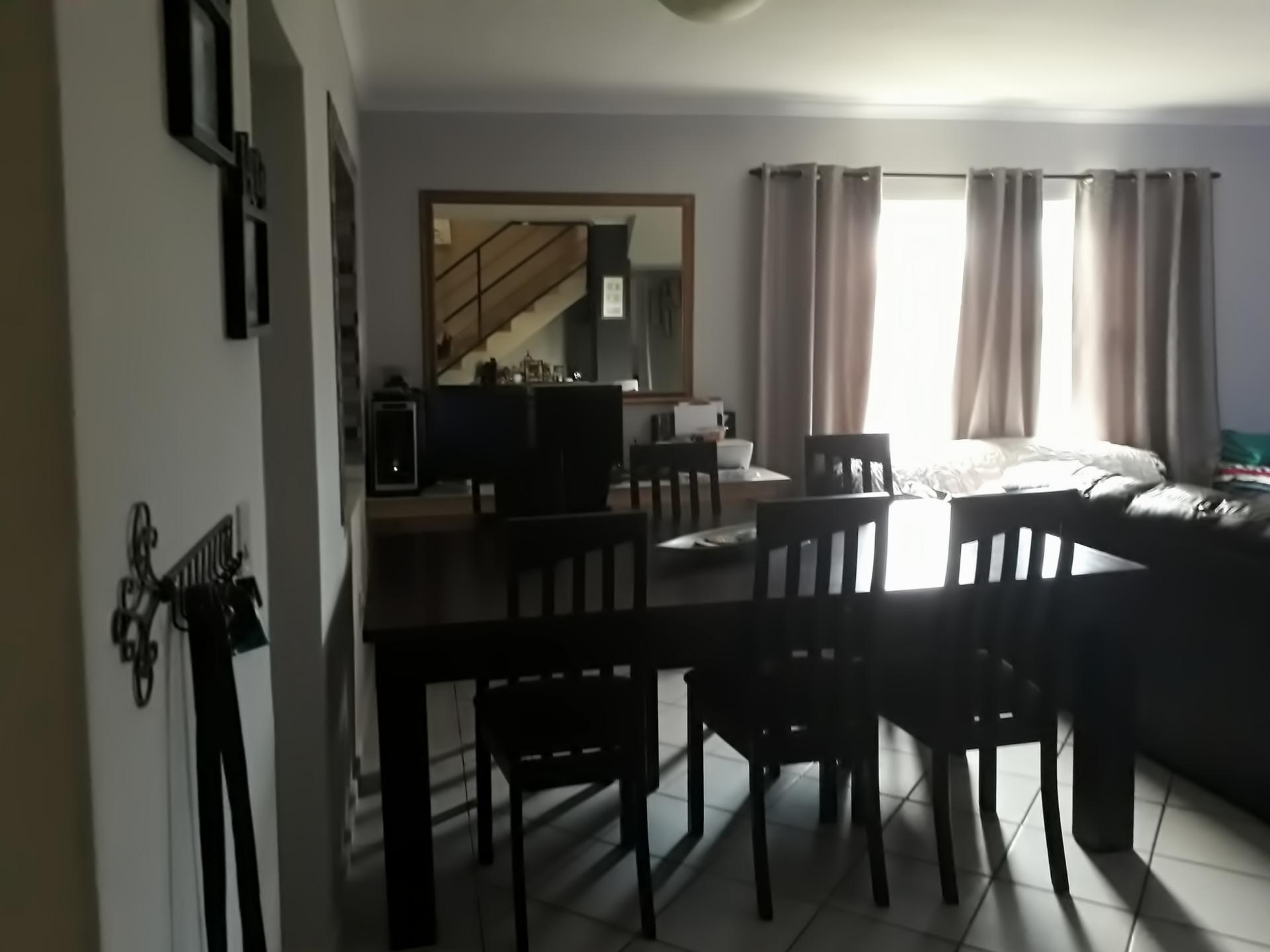 Dining Room of property in Gordons Bay
