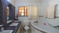 Main Bathroom - 8 square meters of property in Constantiapark