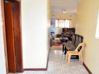Spaces - 18 square meters of property in Umzinto