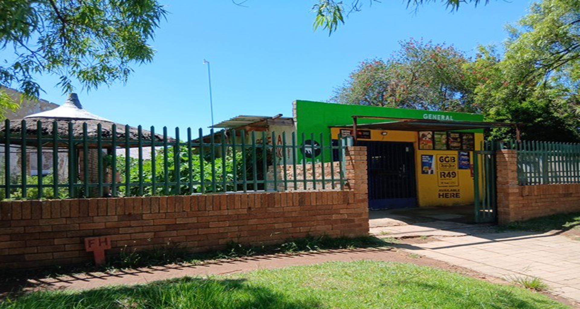 Front View of property in Vanderbijlpark
