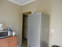 Kitchen of property in Dhlamini