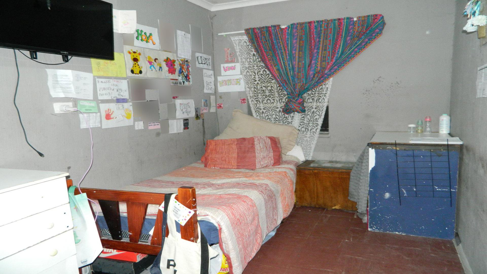 Bed Room 2 of property in Mitchells Plain