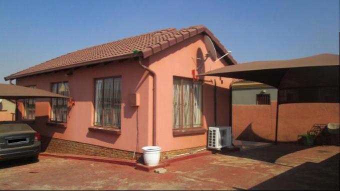 3 Bedroom House for Sale For Sale in Roodekop - Home Sell - MR163237