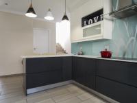 Kitchen - 16 square meters of property in Heron Hill Estate