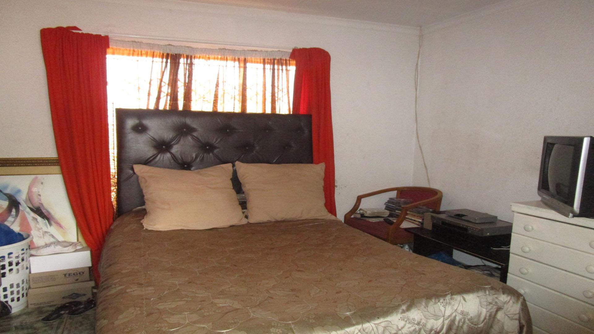 Bed Room 3 of property in Groblerpark