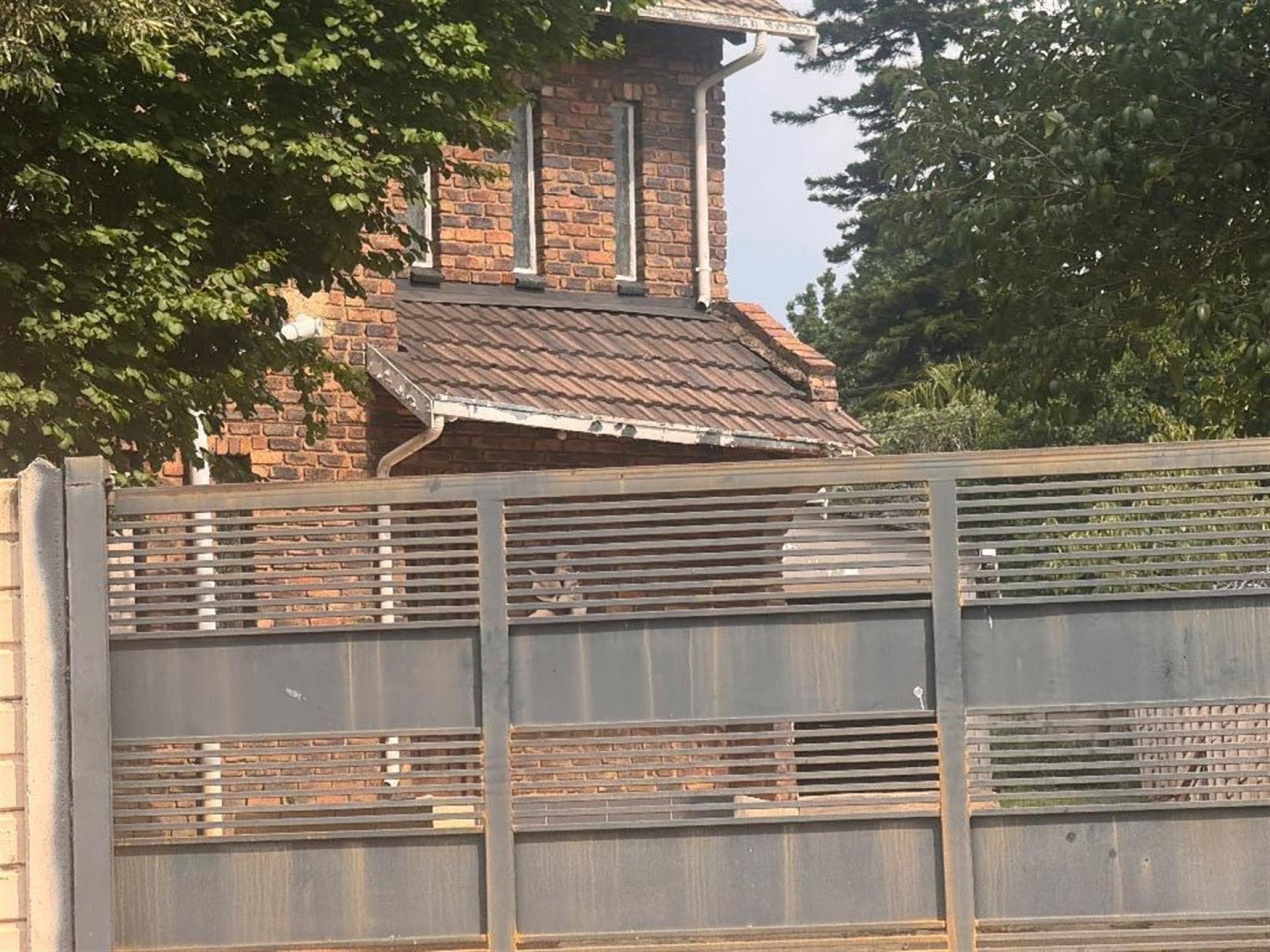 Front View of property in Kempton Park
