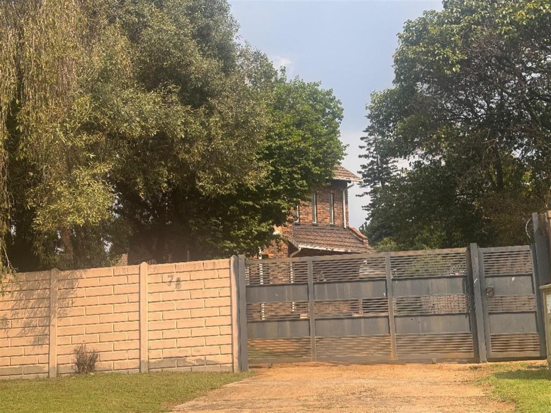 Front View of property in Kempton Park