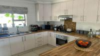 Kitchen - 13 square meters of property in Secunda