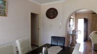 Dining Room - 11 square meters of property in Bisley