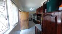Kitchen - 17 square meters of property in Bisley