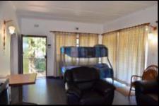Lounges - 29 square meters of property in Hibberdene
