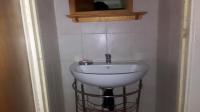 Bathroom 2 of property in Durban Central