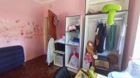 Bed Room 2 - 15 square meters of property in Durban Central