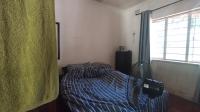 Bed Room 1 - 11 square meters of property in Durban Central