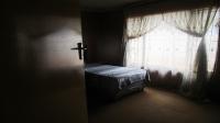 Bed Room 2 - 14 square meters of property in Daveyton