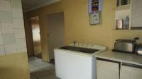 Kitchen - 9 square meters of property in Daveyton