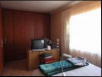 Main Bedroom - 18 square meters of property in Eldorado Park AH