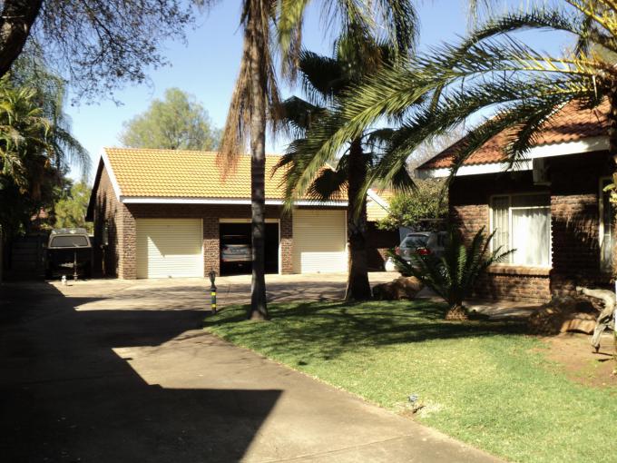 4 Bedroom House for Sale For Sale in Lephalale (Ellisras) - Home Sell - MR163725