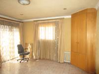 Main Bedroom - 31 square meters of property in Lenasia South