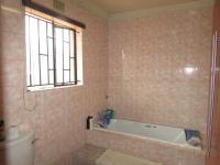 Main Bathroom - 8 square meters of property in Lenasia South