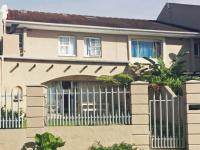 3 Bedroom 2 Bathroom Duplex for Sale for sale in Beacon Bay