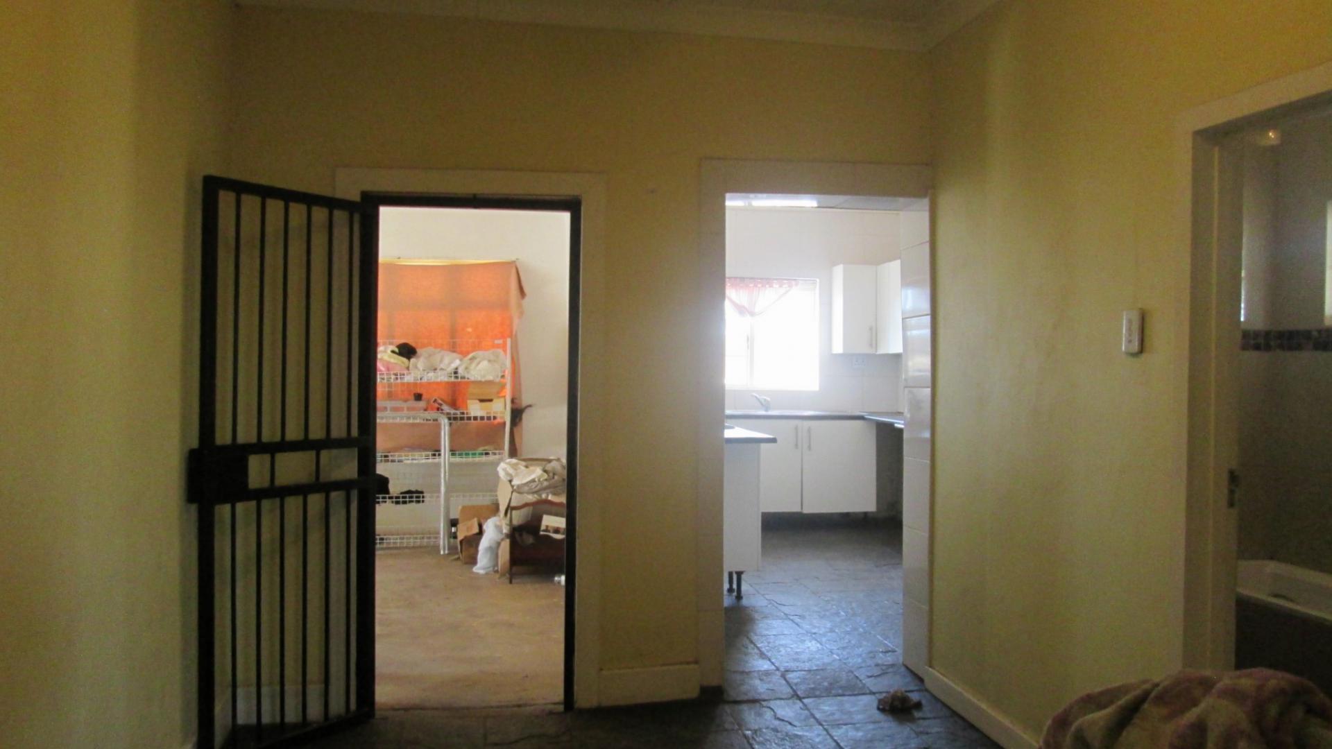 Spaces - 20 square meters of property in De Deur