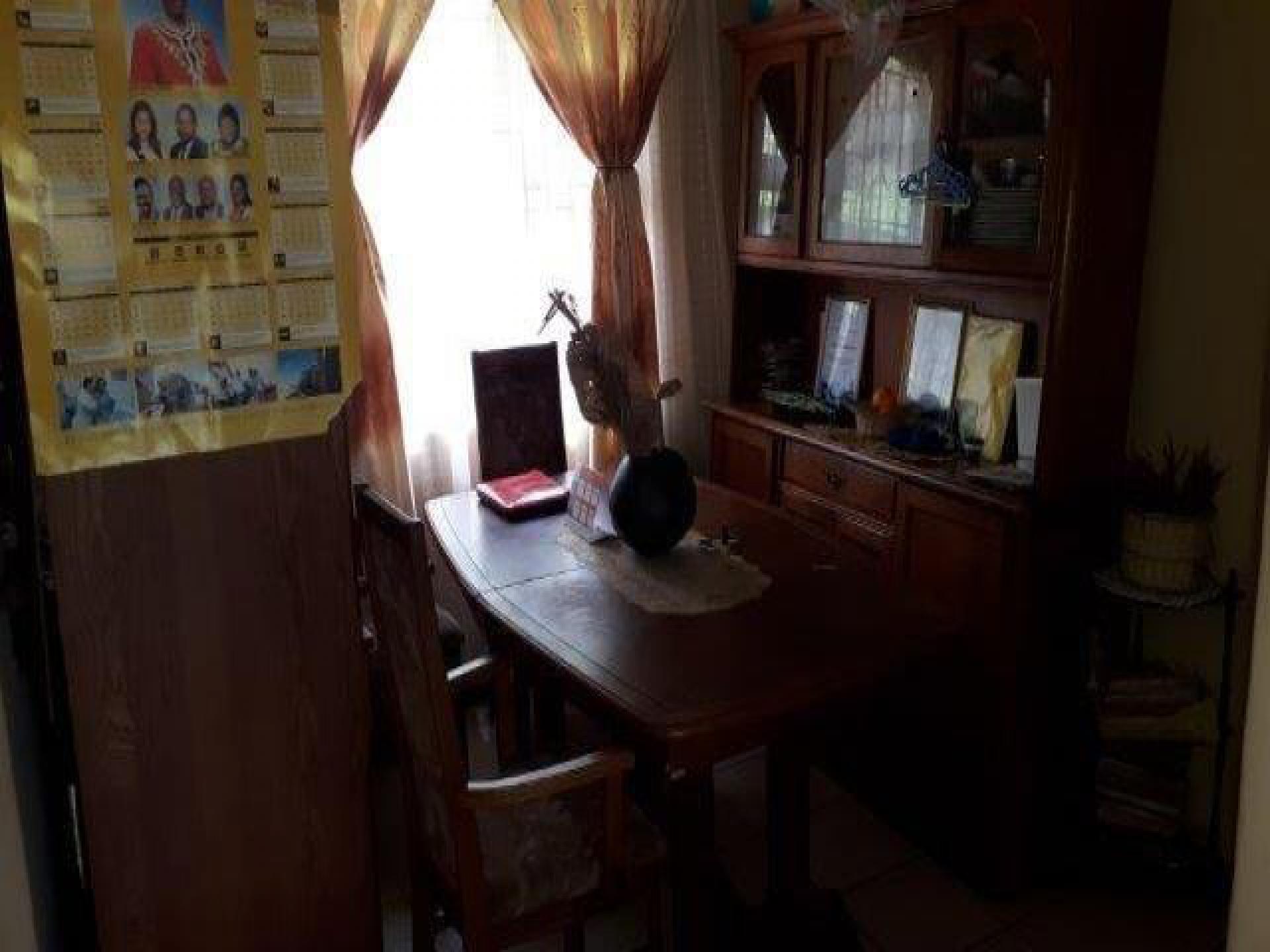 Dining Room of property in Umlazi