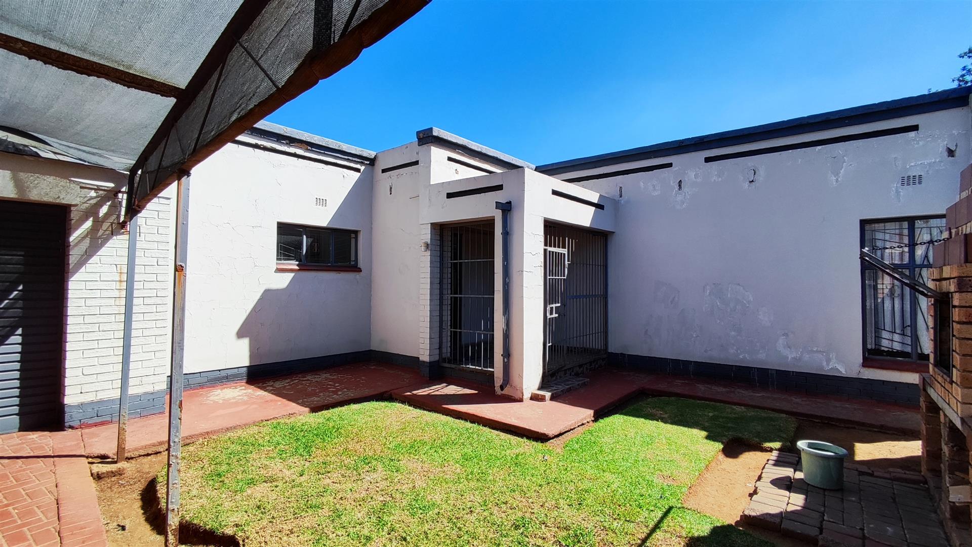 Front View of property in Vanderbijlpark