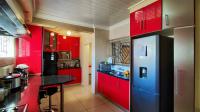 Kitchen - 18 square meters of property in Vanderbijlpark