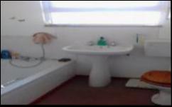 Main Bathroom - 4 square meters of property in Bettys Bay