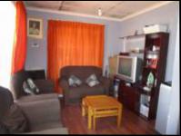 Lounges - 9 square meters of property in Ohenimuri