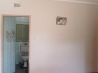 Main Bedroom - 20 square meters of property in Sonland Park