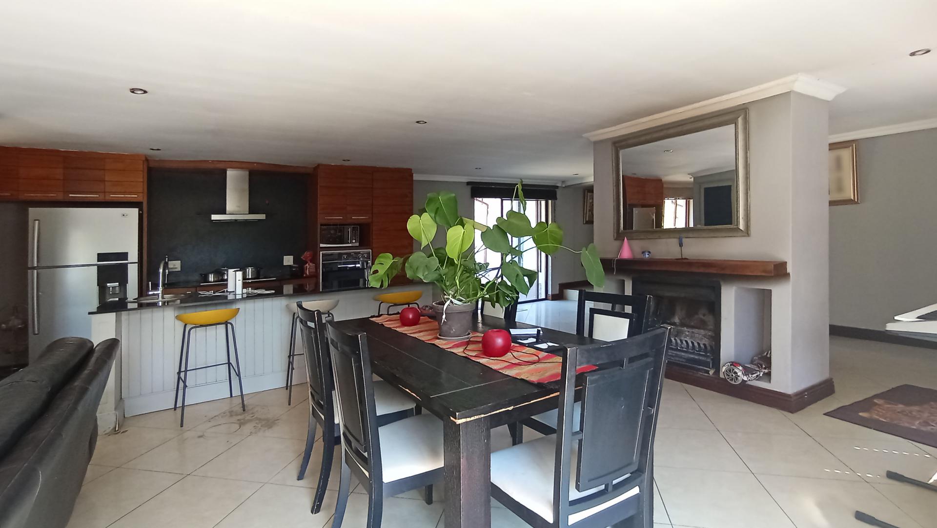 Dining Room - 17 square meters of property in Jukskei Park