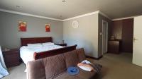 Main Bedroom - 33 square meters of property in Jukskei Park
