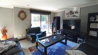 Lounges - 18 square meters of property in Jukskei Park